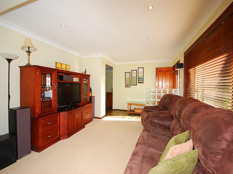 1 Lowe Place, Kariong NSW 2250