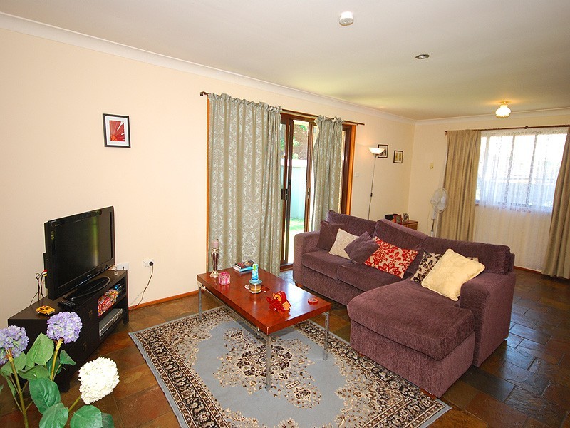 16 Foster Close, Kariong NSW 2250