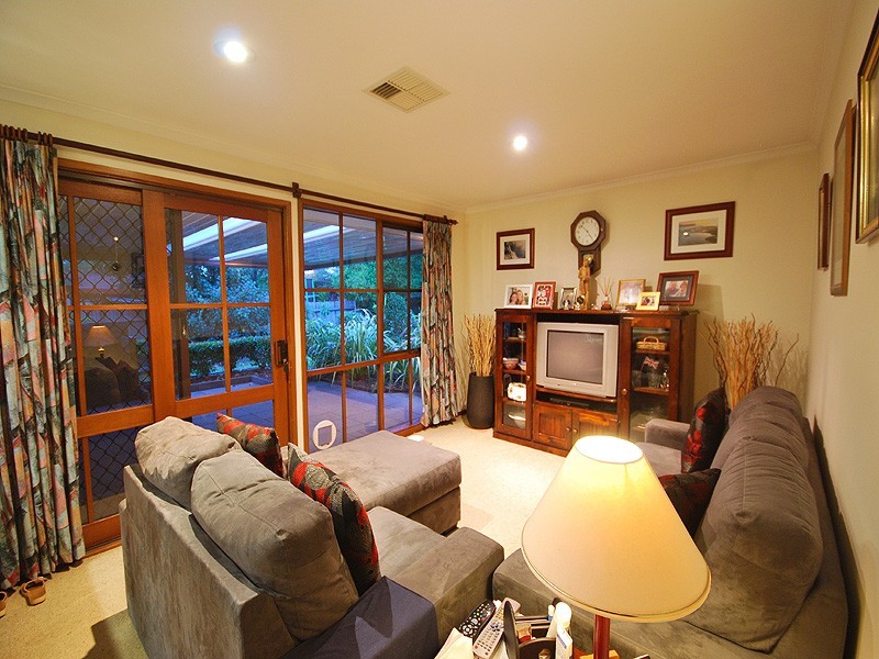 24 Vaisey Close, Kariong NSW 2250