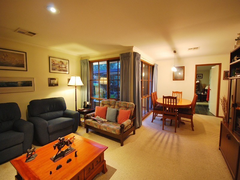 24 Vaisey Close, Kariong NSW 2250