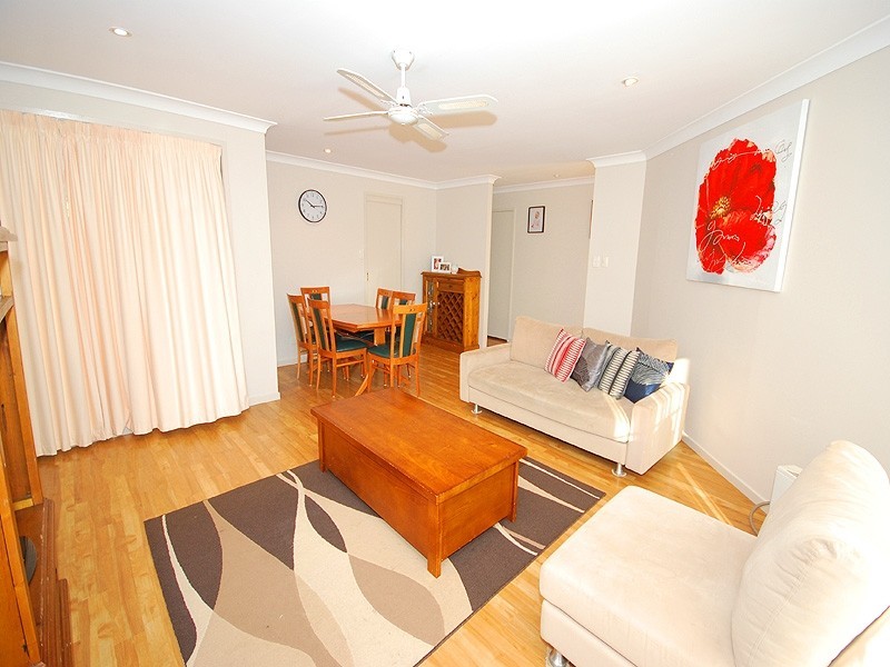 40 Truscott Avenue, Kariong NSW 2250