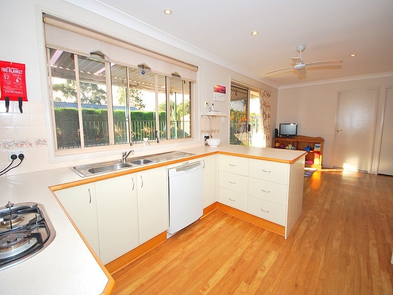 40 Truscott Avenue, Kariong NSW 2250