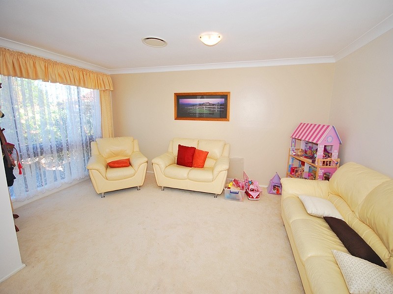 3 Woodley Close, Kariong NSW 2250