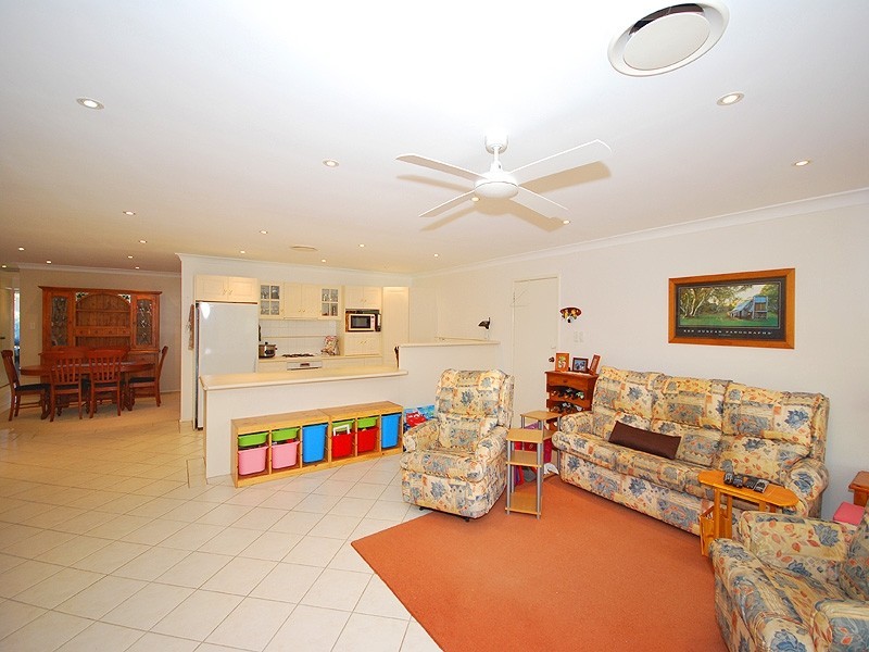 3 Woodley Close, Kariong NSW 2250