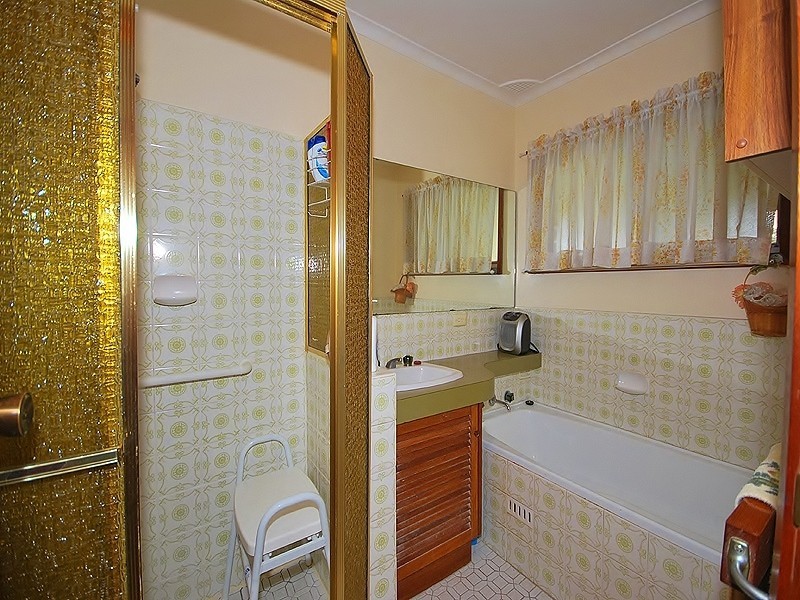 65 Hilltop Road, Wamberal NSW 2260