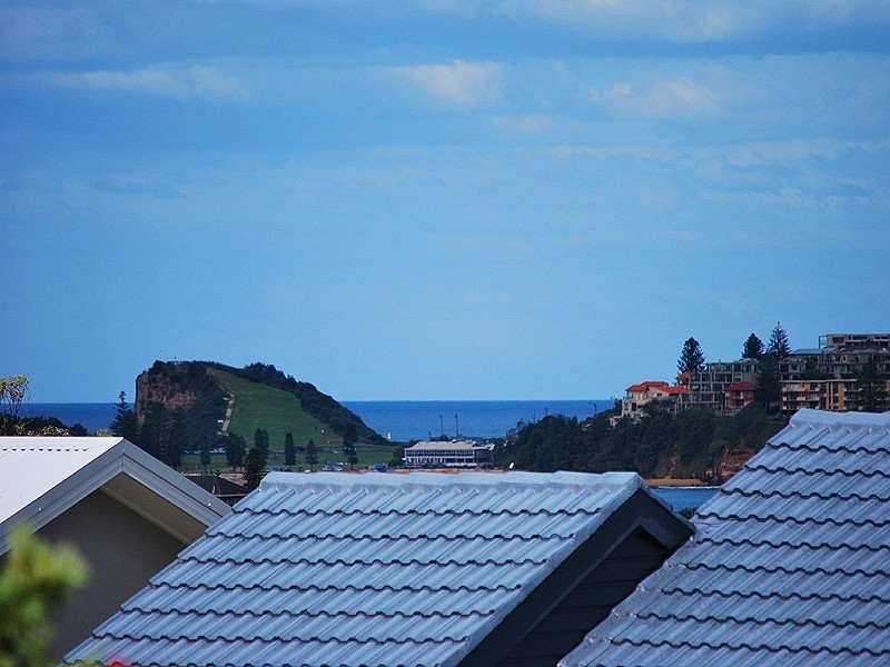 65 Hilltop Road, Wamberal NSW 2260