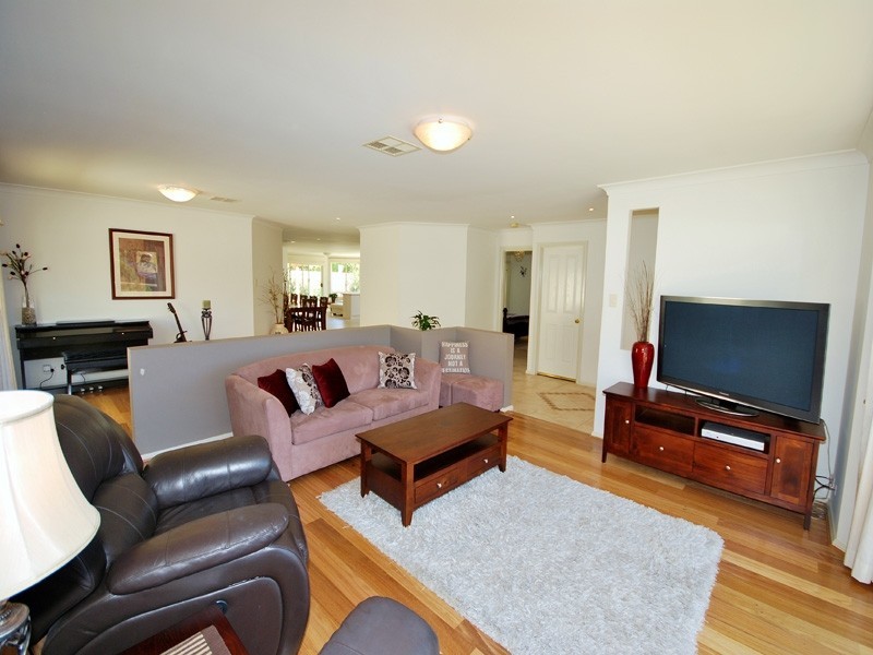 14 Milyerra Road, Kariong NSW 2250