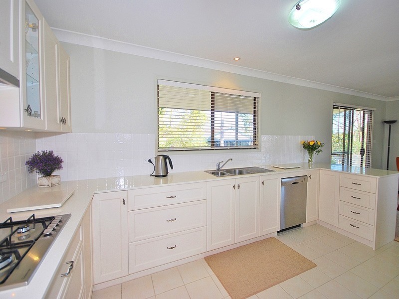 8 Halling Close, Kariong NSW 2250