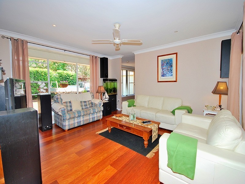 15 Vaisey Close, Kariong NSW 2250