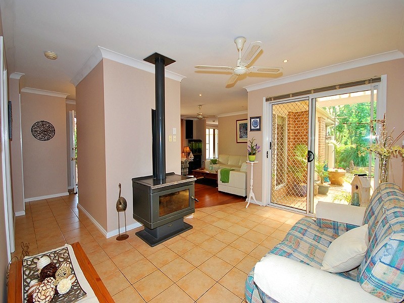 15 Vaisey Close, Kariong NSW 2250