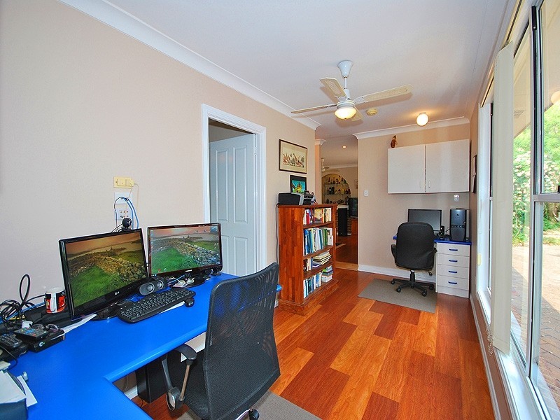 15 Vaisey Close, Kariong NSW 2250