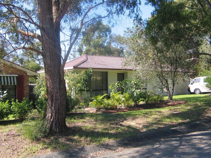13 Risdon Crescent, Kariong NSW 2250