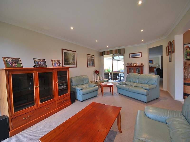 12 Geoffrey Joseph Close, Kariong NSW 2250