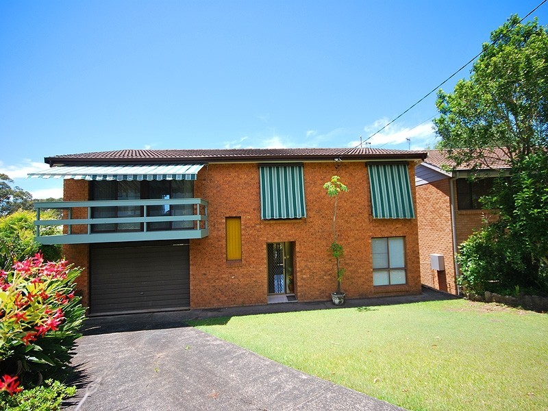 10 Blue View Crescent, Terrigal NSW 2260
