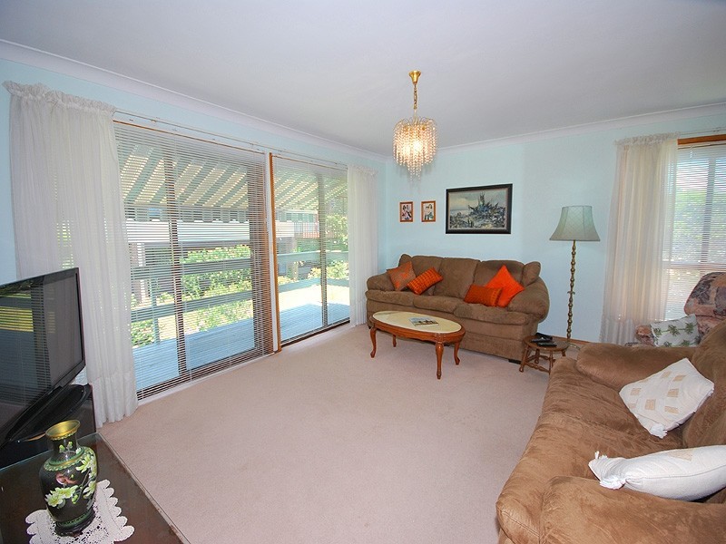 10 Blue View Crescent, Terrigal NSW 2260