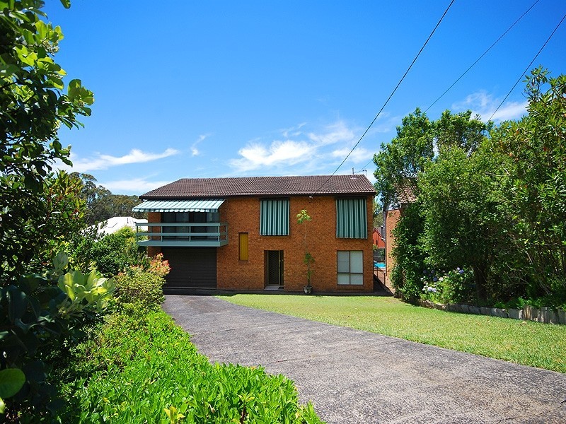 10 Blue View Crescent, Terrigal NSW 2260