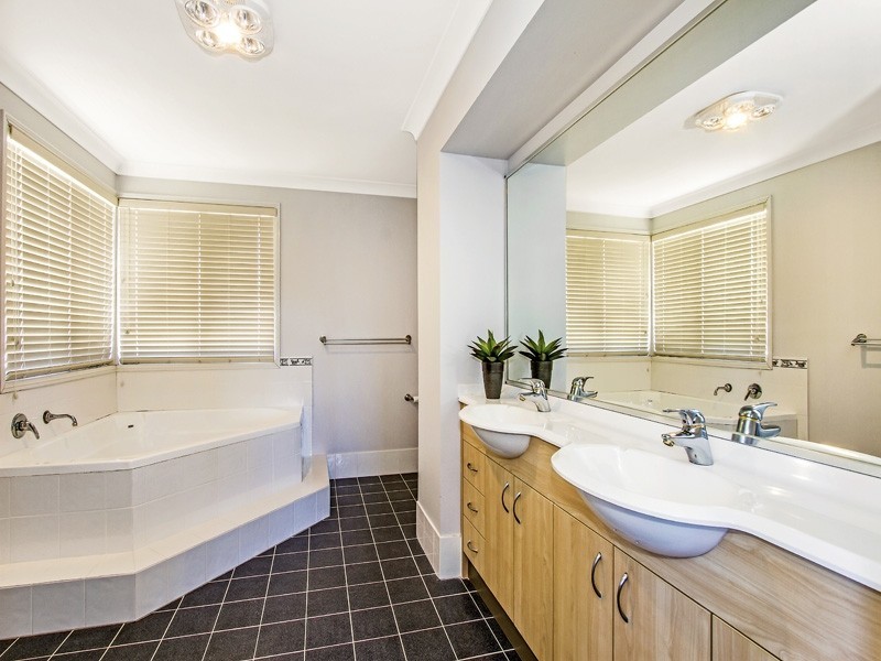 12 Marshall Close, Kariong NSW 2250