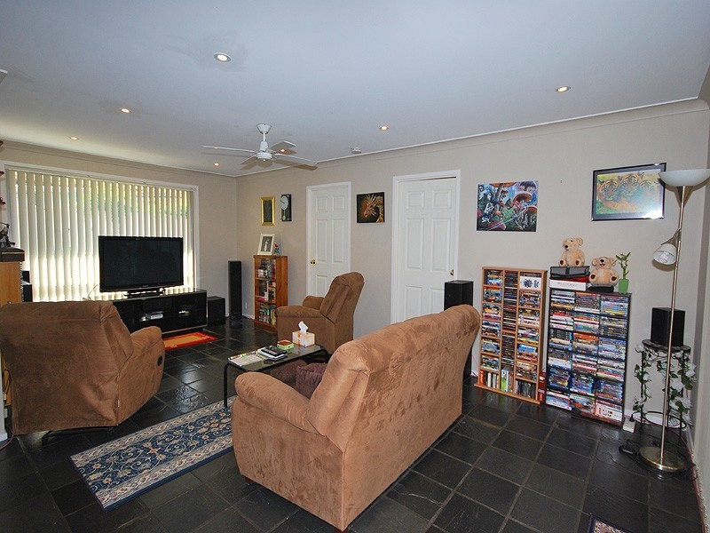 14 Thurling Avenue, Kariong NSW 2250