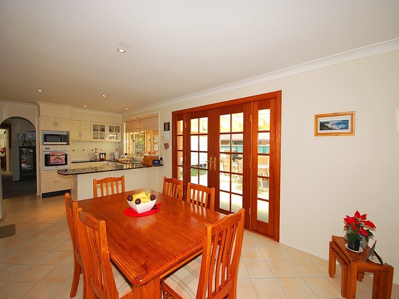 11 James Close, Kariong NSW 2250