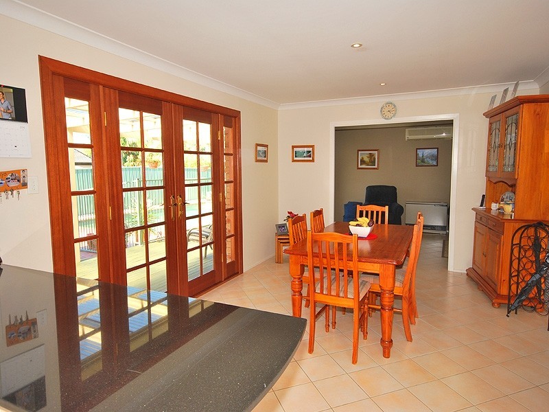 11 James Close, Kariong NSW 2250