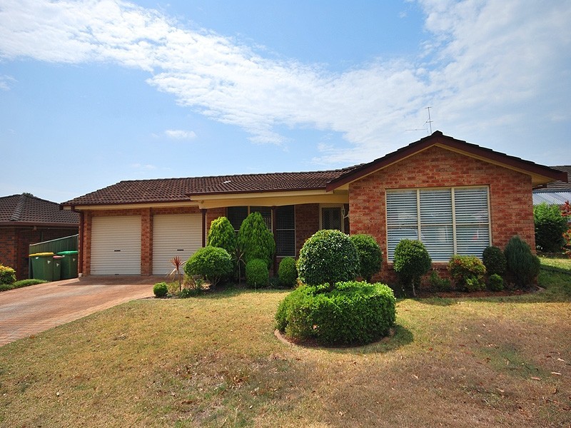 11 James Close, Kariong NSW 2250