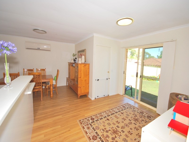 73 Mitchell Dr, Kariong NSW 2250