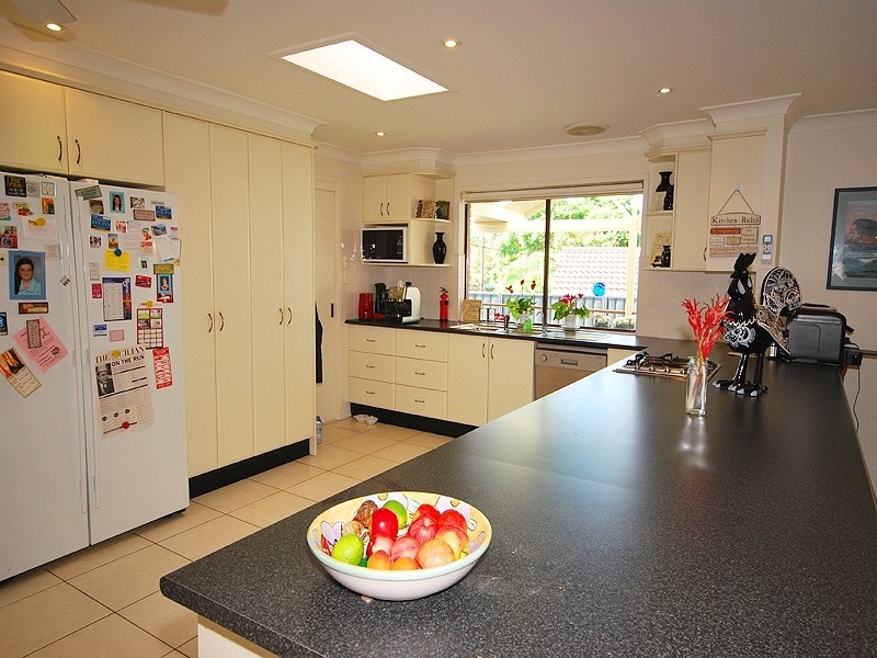 2 Tracie Close, Kariong NSW 2250