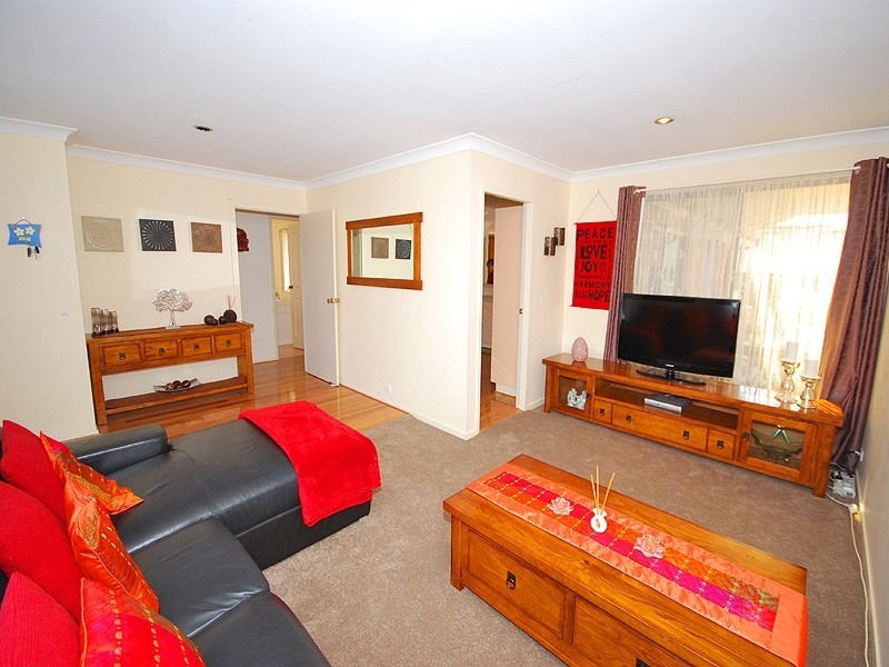 9 Simpson Close, Kariong NSW 2250