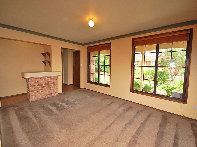 11 Risdon Crescent, Kariong NSW 2250