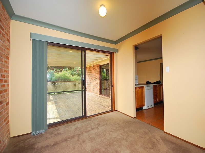 11 Risdon Crescent, Kariong NSW 2250