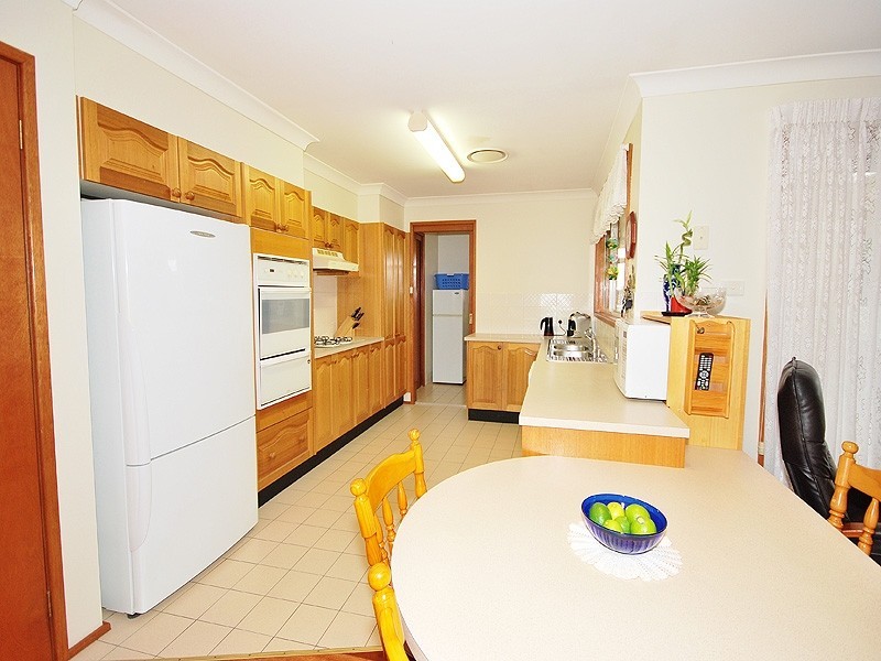 28 Conroy Crescent, Kariong NSW 2250