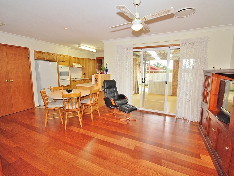 28 Conroy Crescent, Kariong NSW 2250