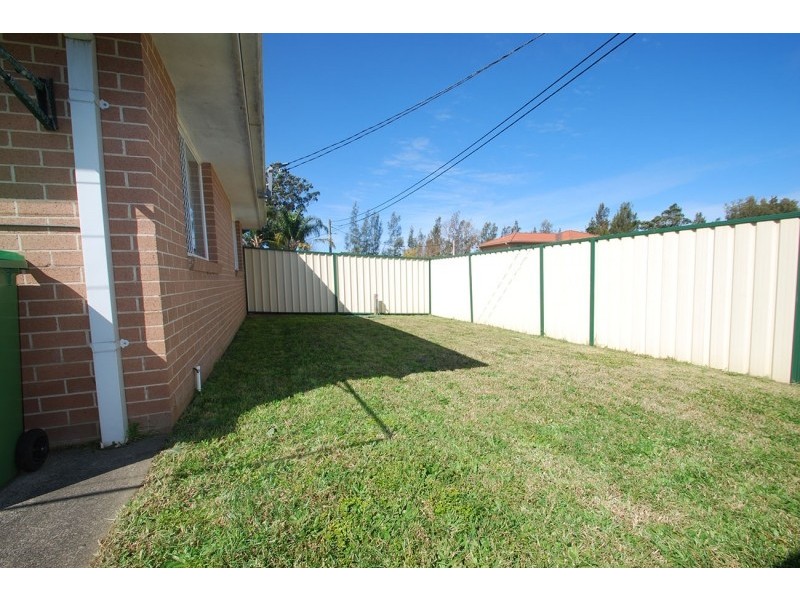 1/17 Gladys Manly, Kincumber NSW 2251