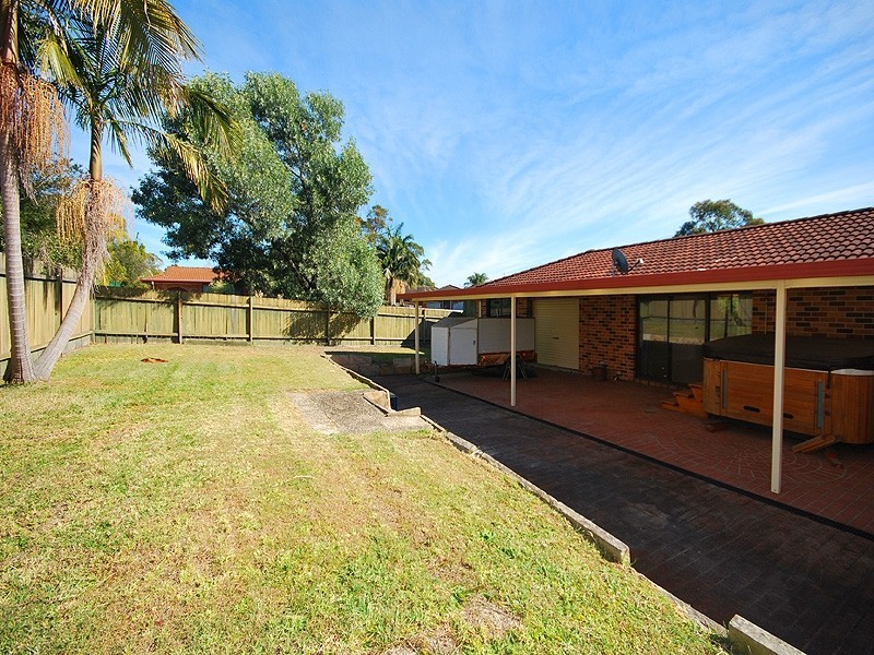 5 Carmel Crescent, Kariong NSW 2250