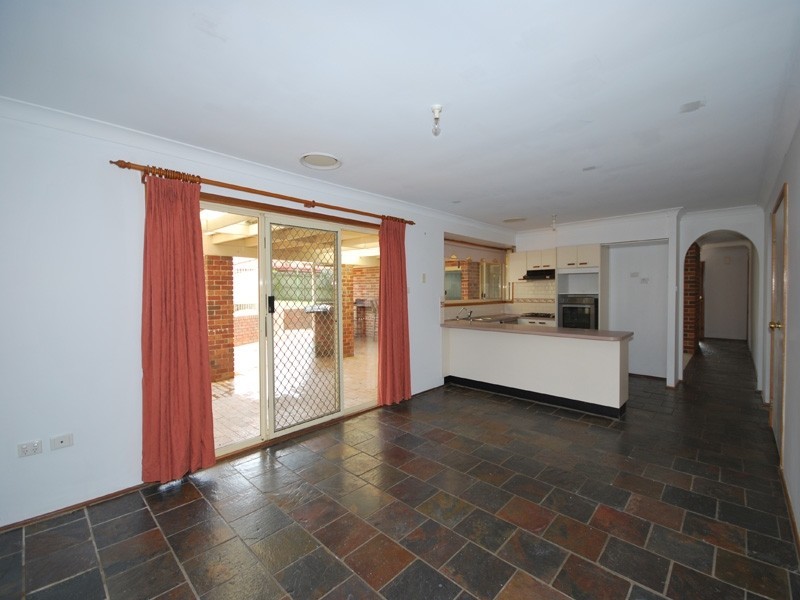 18 Stacey Close, Kariong NSW 2250