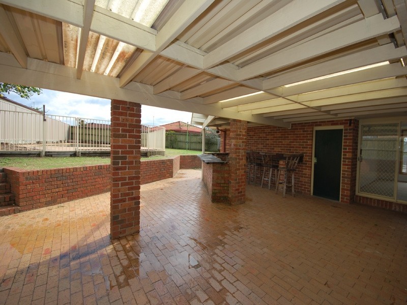 18 Stacey Close, Kariong NSW 2250