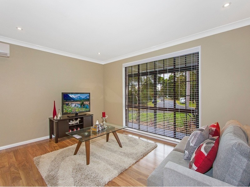 1 Turnbull Avenue, Kariong NSW 2250