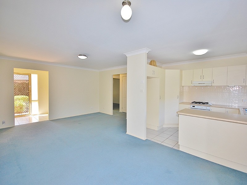 1/10 Arunta Avenue, Kariong NSW 2250