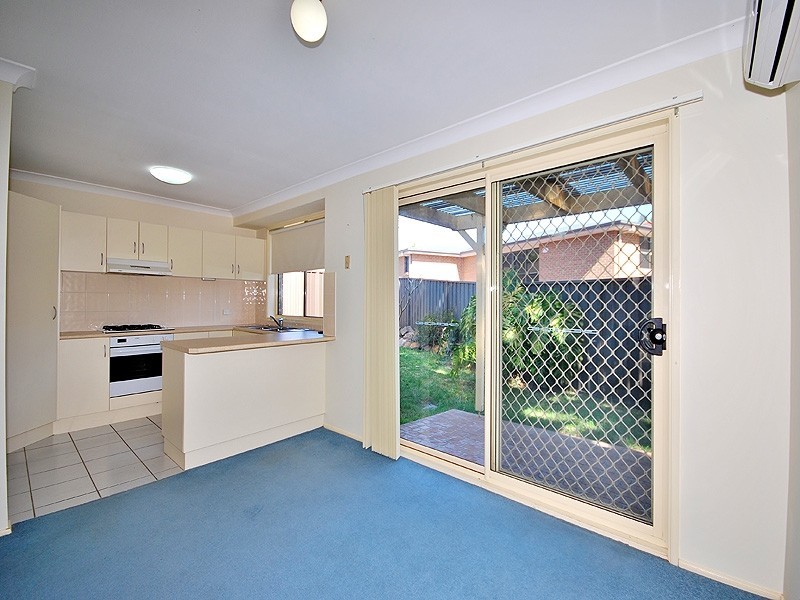 1/10 Arunta Avenue, Kariong NSW 2250