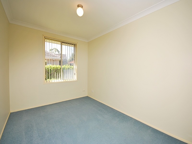 1/10 Arunta Avenue, Kariong NSW 2250