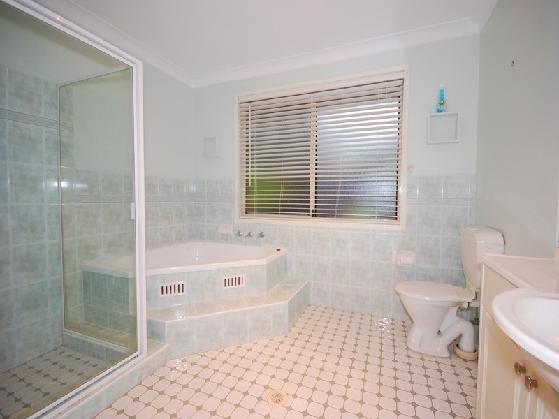 40 Conroy Crescent, Kariong NSW 2250
