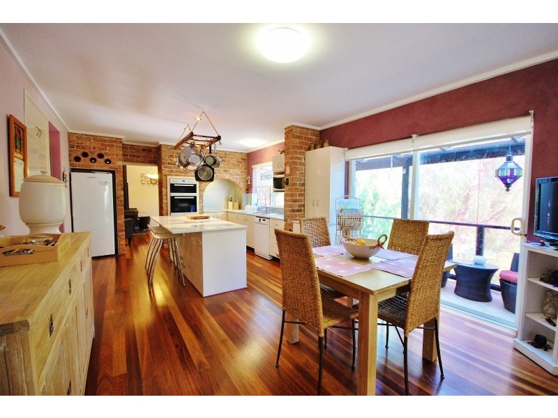 80 Vista North Avenue, Copacabana NSW 2251