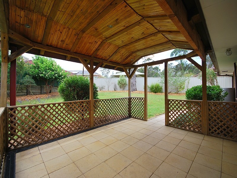 11 Simpson Close, Kariong NSW 2250