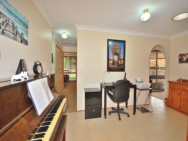 12 Jeffs Close, Kariong NSW 2250