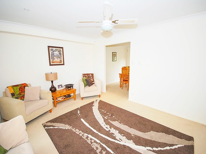 37 Hempstalk Crescent, Kariong NSW 2250