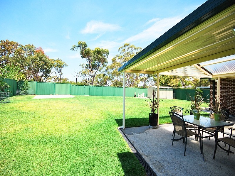37 Hempstalk Crescent, Kariong NSW 2250