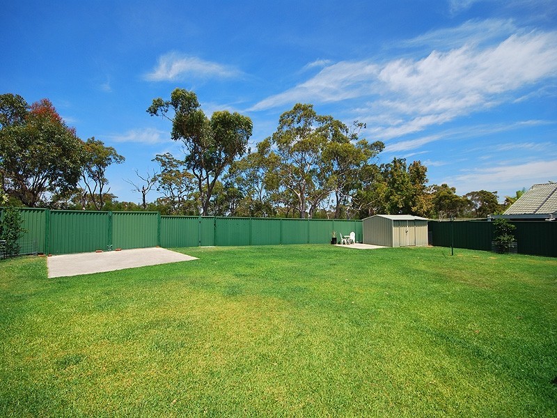 37 Hempstalk Crescent, Kariong NSW 2250