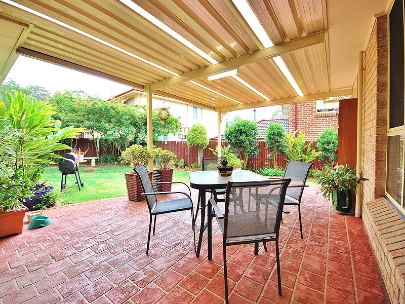 4 Leafleigh Close, Lisarow NSW 2250