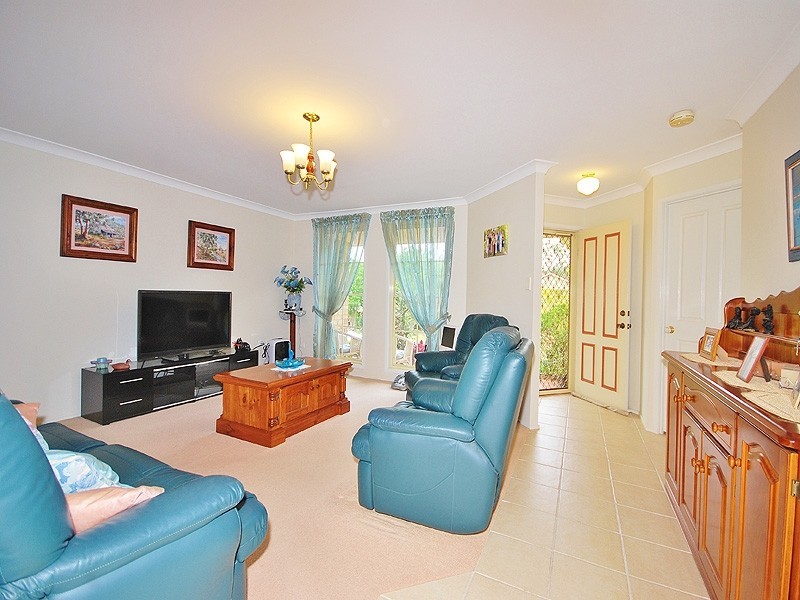 4 Leafleigh Close, Lisarow NSW 2250