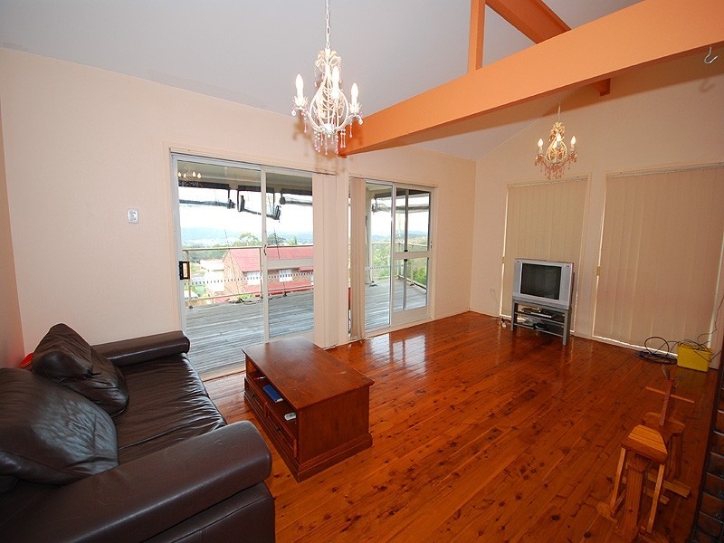 12 Karoom Street, Kariong NSW 2250